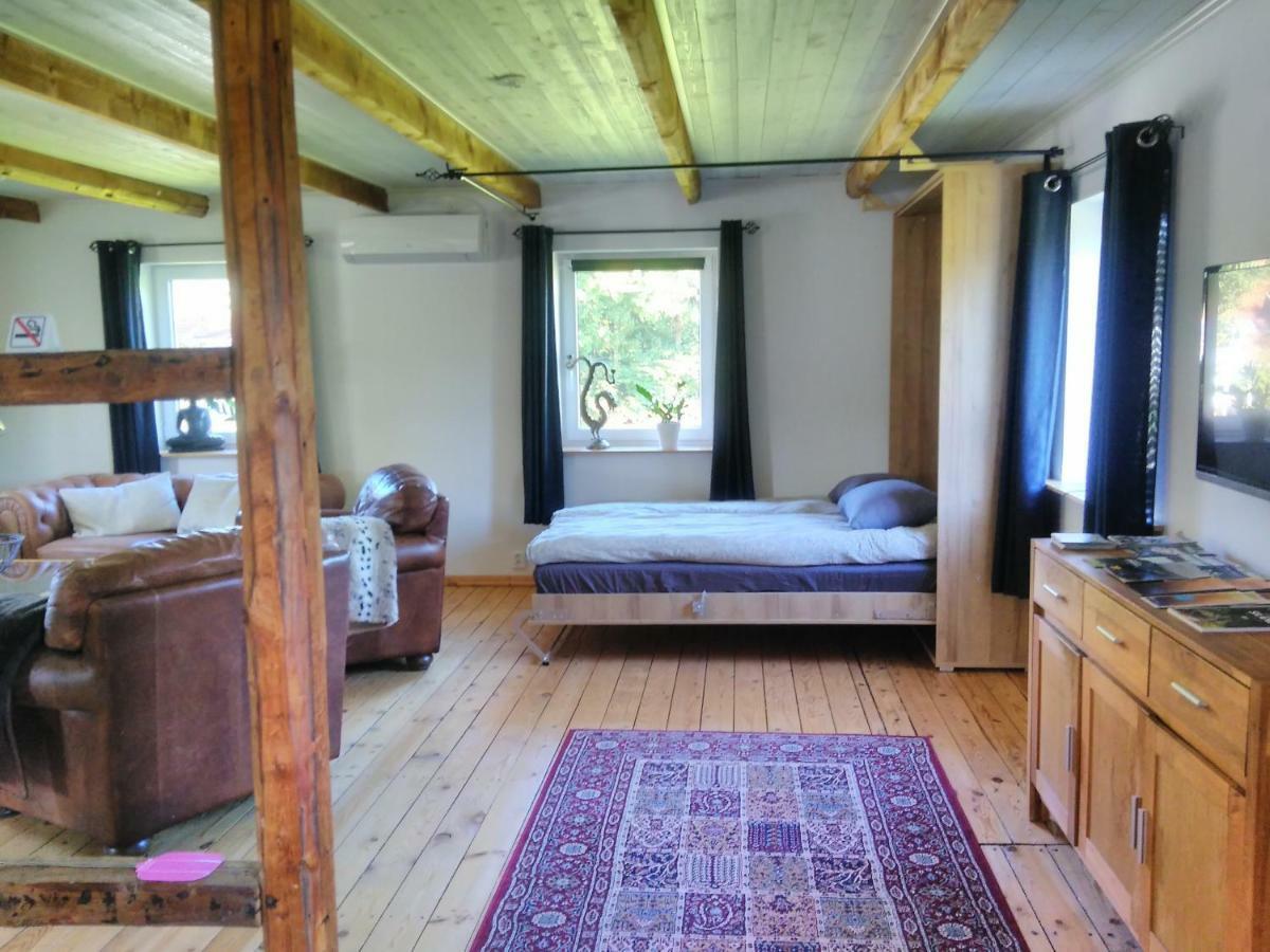 Rostanga Vacation Apartments מראה חיצוני תמונה